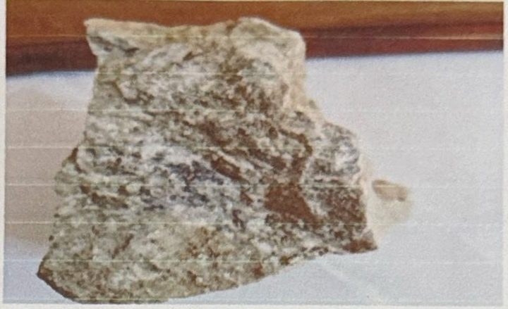 Fractures filled with fine pyrite